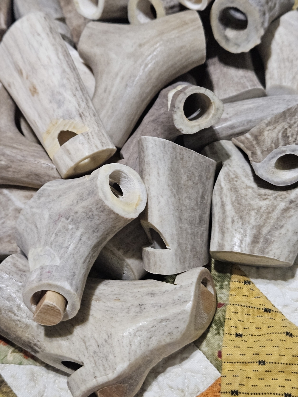 Natural Deer Antler Whistles?Accents? Cut And Drilled – Neutral Gray/Brown - Picture 3 of 16
